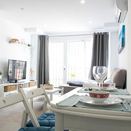 Sea Iruhouse Apartment Малага Екстериор снимка