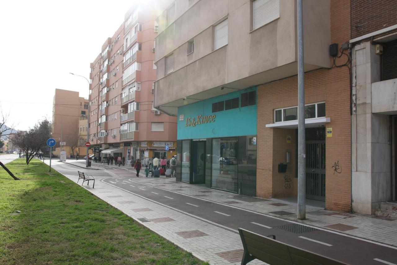 Sea Iruhouse Apartment Малага Екстериор снимка